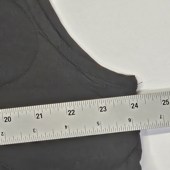 Quilted Black Vest W Pockets Original Use Men Size L Full Zip-Up Lightly Padded - Picture 11 of 11